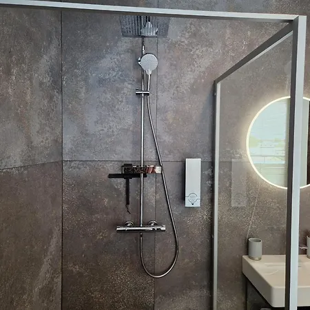 Artisa Riia Str 20a Luxury Penthouse * Tartu